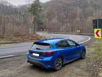 Second-hand Ford Focus ST-Line X 155 CP (114 kW) 2022 Culoarealbastru Hatchback