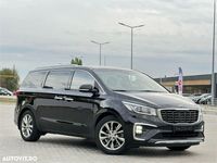 second-hand Kia Carnival 