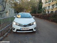 Second-hand Toyota Corolla Luna 132 CP (97 kW) 2015 Culoarealb Berlinǎ