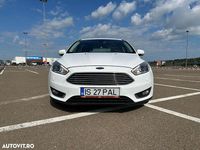 Second-hand Ford Focus Active 120 CP (88 kW) 2017 Culoarealb Hatchback