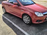 Second-hand Opel Tigra 125 CP (91 kW) 2005 Cabrio