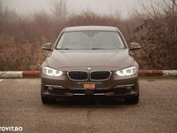 Second-hand BMW 320 Luxury Line 184 CP (135 kW) 2013 Culoaremaro Berlinǎ