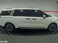Second-hand Kia Carnival 204 CP (150 kW) 2021 Culoarealb Monovolum