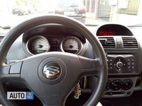 Second-hand Suzuki Ignis 99 CP (72 kW) 2003 Hatchback