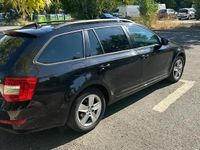 Second-hand Skoda Octavia 110 CP (80 kW) 2015 Negru Hatchback