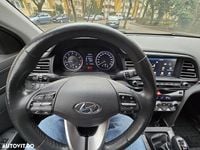 Second-hand Hyundai Elantra 128 CP (94 kW) 2020 Culoarerosu Berlinǎ