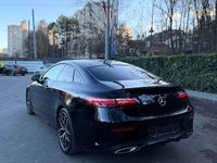Second-hand Mercedes E200 197 CP (144 kW) 2021 Culoarenegru Coupe