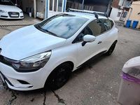 Second-hand Renault Clio IV Life 75 CP (55 kW) 2017 Culoarealb Hatchback