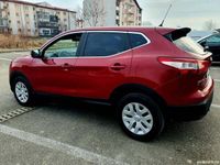 Second-hand Nissan Qashqai Acenta 130 CP (95 kW) 2014 Rosu SUV