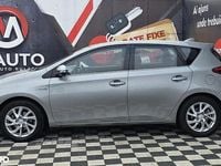 Second-hand Toyota Auris Hybrid 99 CP (72 kW) 2015 Culoareargint Hatchback