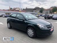 Second-hand Opel Astra 105 CP (77 kW) 2004 Verde Hatchback