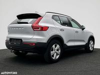 Second-hand Volvo XC40 Momentum 129 CP (94 kW) 2020 Culoareargint SUV