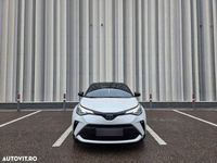 Second-hand Toyota C-HR 184 CP (135 kW) 2020 Culoarealb SUV