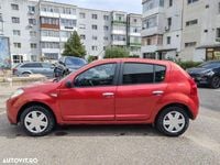Second-hand Dacia Sandero Ambiance 75 CP (55 kW) 2009 Culoarerosu