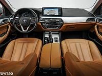 Second-hand BMW 520 Luxury Line 204 CP (150 kW) 2022 Culoaregri Berlinǎ