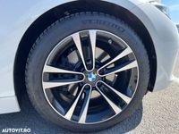 second-hand BMW 330 Seria 3 i Aut. Sport Line