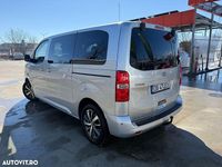 Second-hand Toyota Proace Verso Executive 150 CP (110 kW) 2018 Culoareargint Berlinǎ