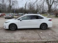 Second-hand Toyota Corolla 140 CP (102 kW) 2025 Culoarealb Berlinǎ