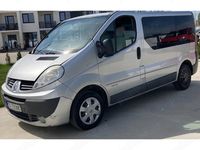 second-hand Renault Trafic 2.0,decembrie 2009 persoane plus marfa