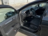 Second-hand Ford Mondeo 150 CP (110 kW) 2015 Negru Berlinǎ