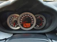 Second-hand Toyota RAV4 152 CP (111 kW) 2006 Gri SUV