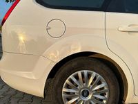 Second-hand Ford Focus Style 100 CP (73 kW) 2009 Culoarealb Break