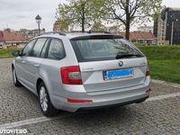 second-hand Skoda Octavia Combi 1.6 TDI Ambiente