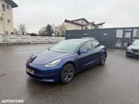 Second-hand Tesla Model 3 324 kW (441 CP) 2021 Culoarealbastru Berlinǎ
