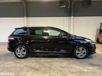 Second-hand Renault Clio GrandTour Intens 90 CP (66 kW) 2015 Culoarenegru Break