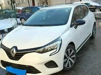 Second-hand Renault Clio V 100 CP (73 kW) 2023 Alb Hatchback