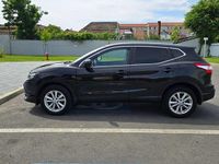 Second-hand Nissan Qashqai N-Connecta 130 CP (95 kW) 2017 Culoarenegru SUV