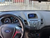 Second-hand Ford Fiesta 101 CP (74 kW) 2016 Berlinǎ