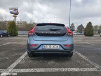 second-hand Volvo V40 D2