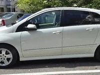 Second-hand Mercedes B200 140 CP (102 kW) 2008 Alb Monovolum