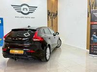 Second-hand Volvo V40 114 CP (83 kW) 2013 Negru Break