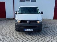 Second-hand VW Transporter 140 CP (102 kW) 2015 Culoarealb Van