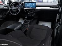 Second-hand Ford Focus Titanium 125 CP (91 kW) 2022 Culoarealb Berlinǎ