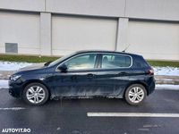Second-hand Peugeot 308 Active 92 CP (67 kW) 2015 Culoarenegru Hatchback