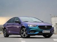 Second-hand Opel Insignia 165 CP (121 kW) 2018 Albastru Berlinǎ