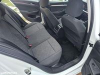 Second-hand VW Golf VII Life 150 CP (110 kW) 2020 Culoarealb Hatchback