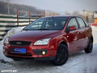 Second-hand Ford Focus Style 115 CP (84 kW) 2006 Culoarerosu Hatchback