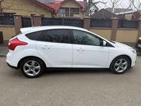 Second-hand Ford Focus 116 CP (85 kW) 2014 Alb Hatchback