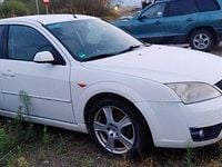 Second-hand Ford Mondeo Ghia 115 CP (84 kW) 2002 Alb Berlinǎ