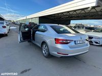 second-hand Skoda Superb Combi 2.0 TDI DSG 4X4 Ambition