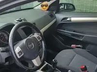 Second-hand Opel Astra 110 CP (80 kW) 2007 Albastru Hatchback