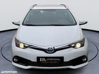 Second-hand Toyota Auris Hybrid Cool 136 CP (100 kW) 2016 Culoarealb Break