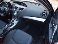 second-hand Mazda 3 ~ motor 1.6 benzina ~ an 2011 ~ model Highline