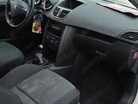 Second-hand Peugeot 207 70 CP (51 kW) 2010 Alb Hatchback