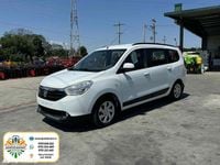 Second-hand Dacia Lodgy Lauréate 115 CP (84 kW) 2012 Culoarealb Monovolum