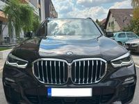 second-hand BMW X5 xDrive30d